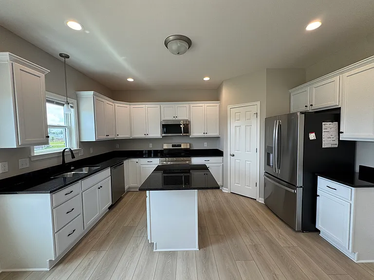 1408 Brookline Ct — Photo 9