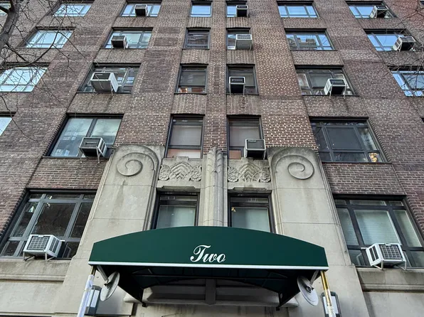 2 Beekman Place 15/16C image 16 of 17