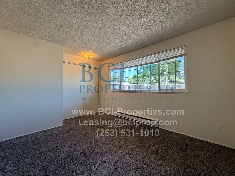 8624 Pacific Ave — Photo 2