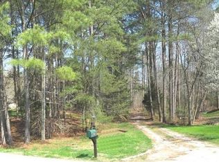 5206 Silver Ln, Apison, TN 37302