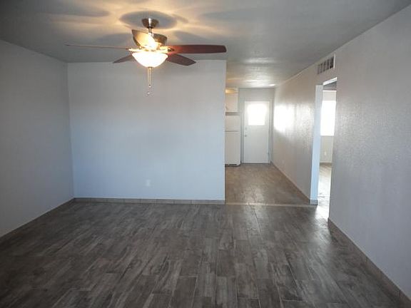 2nd image of 1600 Aspen Dr APT 1