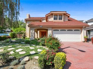 5685 Walnut Ridge Dr, Agoura Hills, CA 91301