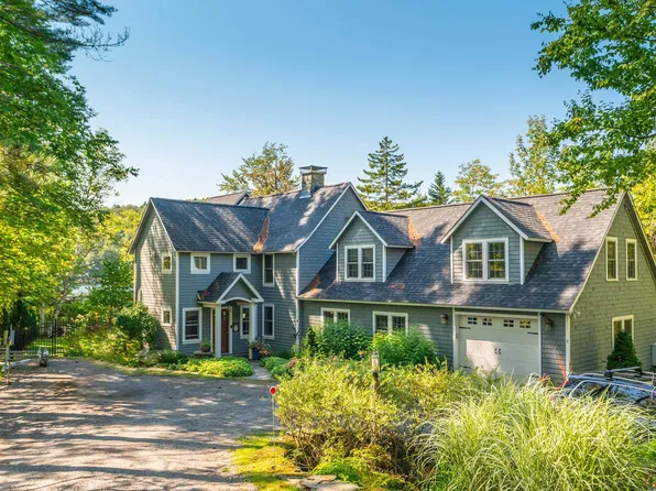 392 Lake Raponda Road, Wilmington, VT 05363