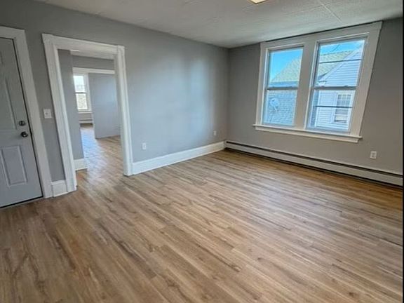 3rd image of 165 Park Rd #169