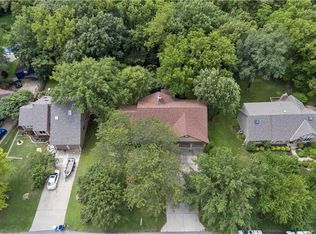 9301 NW 76th Ter, Weatherby Lake, MO 64152