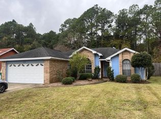 1604 Campbell Dr W, Fort Walton Beach, FL 32547
