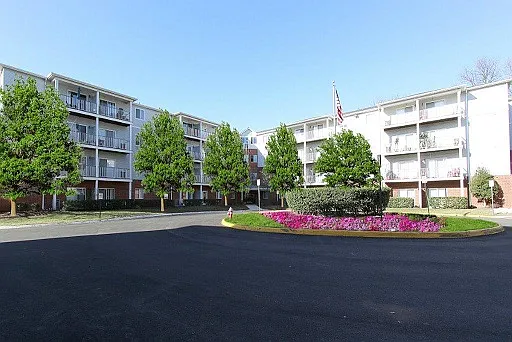 Forest Glen Senior Apartments 62+ — Photo 19