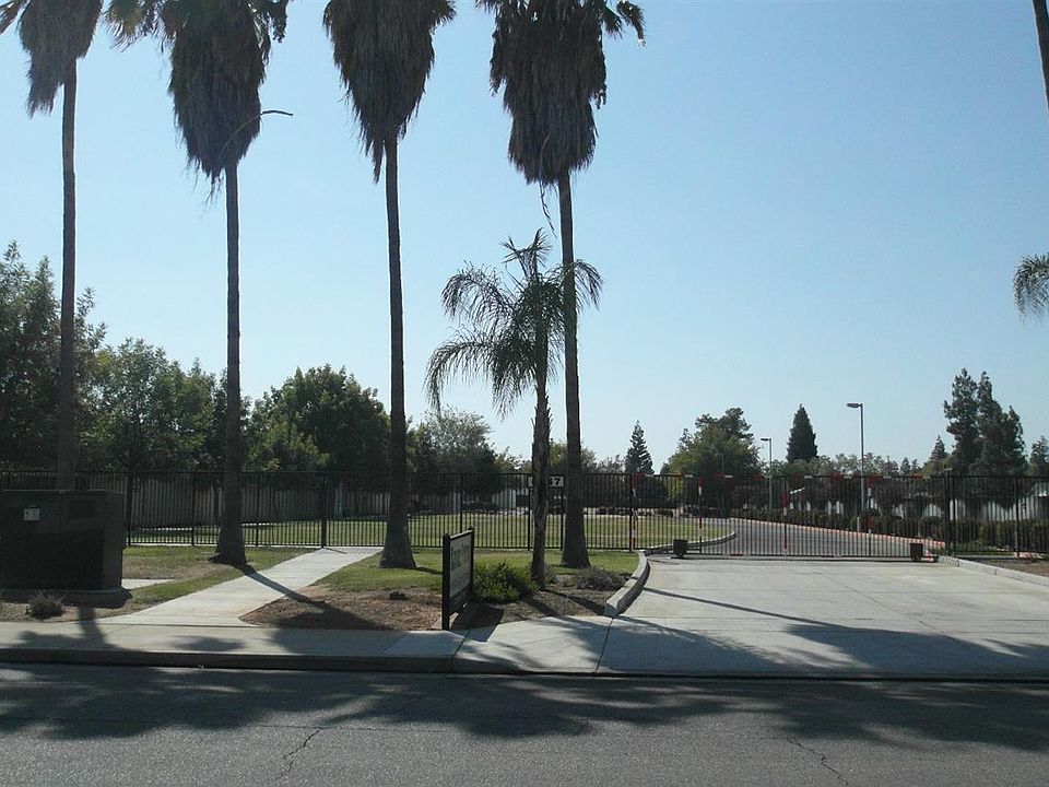 1st image of 6547 N Maroa Ave