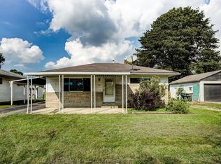 590 Basswood Rd, Columbus, OH 43207