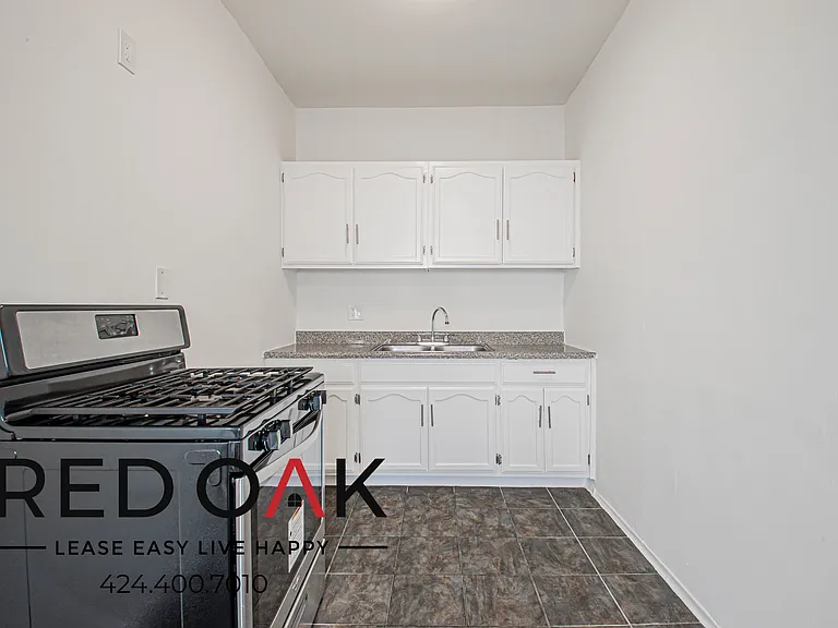 400 N Coronado St #105 — Photo 4