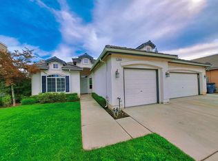 10848 N Bunkerhill Dr, Fresno, CA 93730