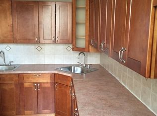 1516 Union St APT 3A, Brooklyn, NY 11213