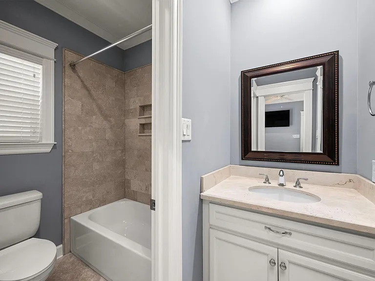 619 Rutland St #B — Photo 27