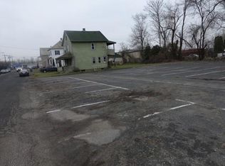 43 Windsor St, West Springfield, MA 01089