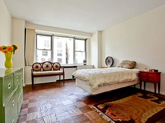 Sold by Corcoran | media 15