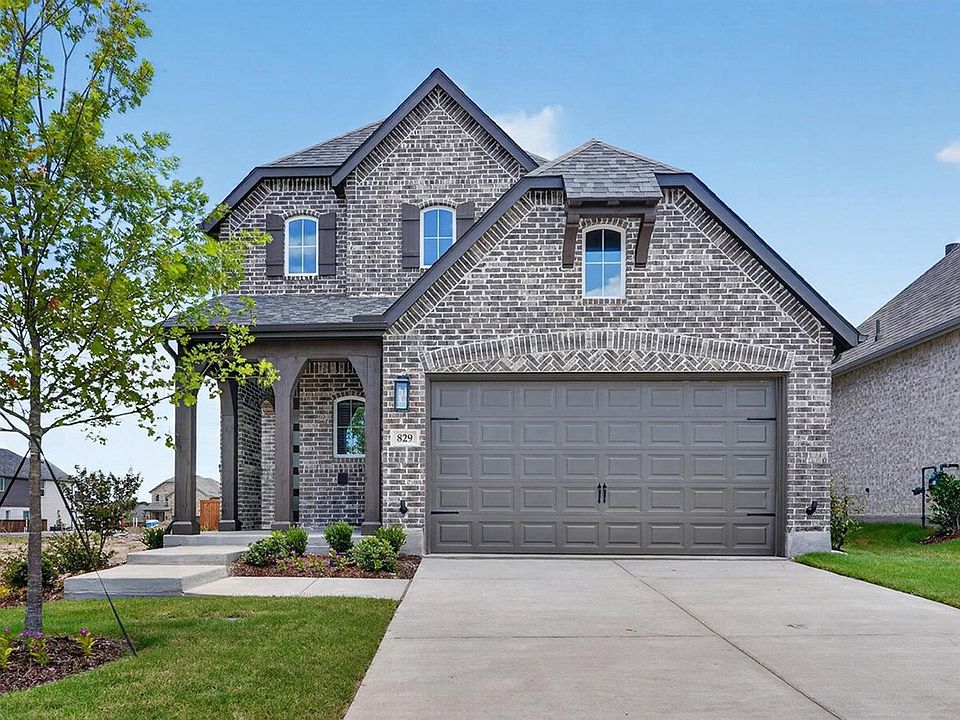 1st image of 829 Willow Stream Dr