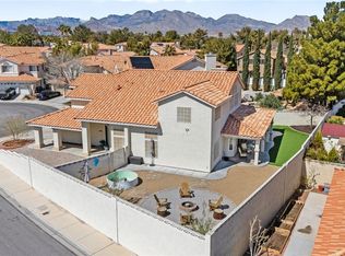 2021 Summit Pointe Dr, Las Vegas, NV 89117