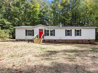 6501 Deer Chase Dr, Mebane, NC 27302