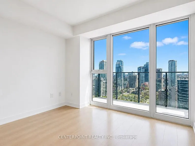 50 Wellesley St E #2708 — Photo 7