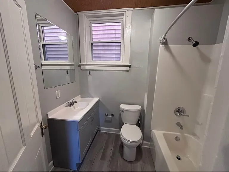 1331 Christy Ave #1 — Photo 6