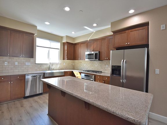 2nd image of 5268 Campus Dr