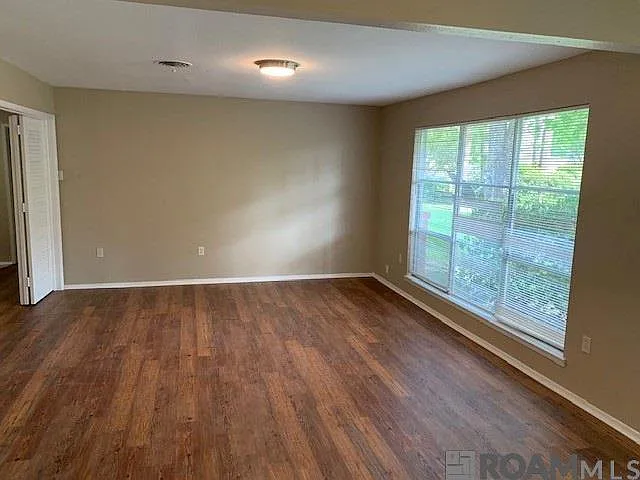 814 Lonita St — Photo 9