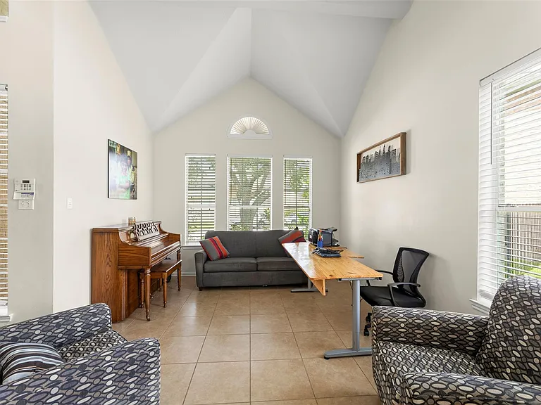 44 Parkway Pl — Photo 21