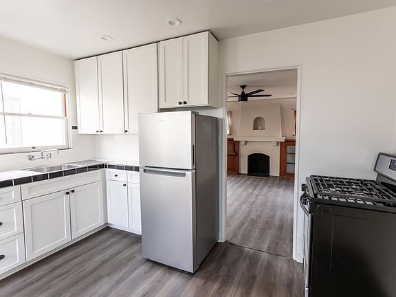2nd image of 4166 30th St
