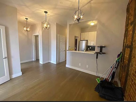 5th image of 21 W 131st St APT 5F
