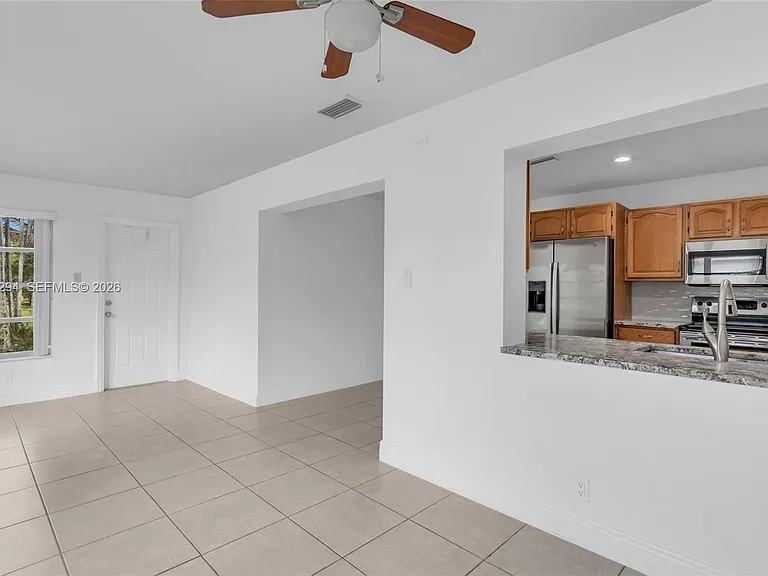1280 NW 49th St — Photo 15