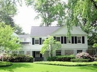 23800 Stanford Rd, Shaker Heights, OH 44122