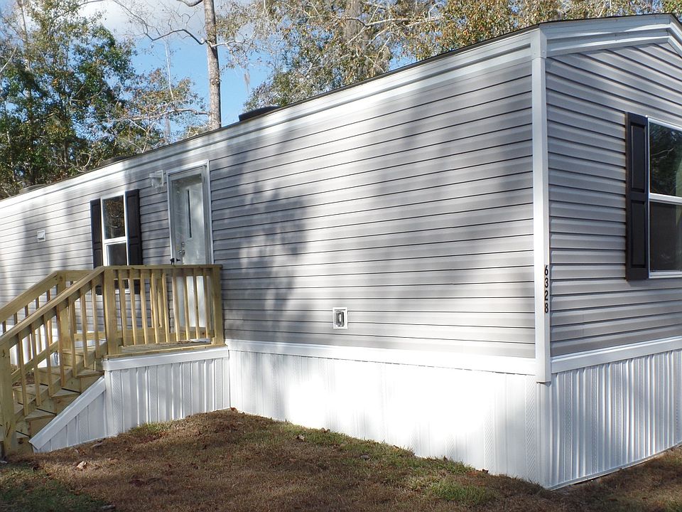 1st image of 404 Blue Dolphin Ln