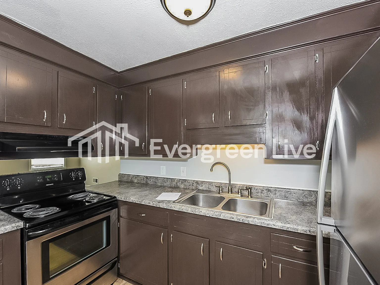 3 bed, 2.0 bath, 1224 sqft, $1,295 — Photo 4