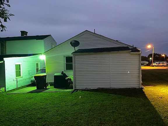 3rd image of 518 Virginia Ave