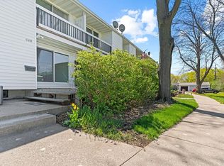 1430 W 2nd Ave, Oshkosh, WI 54902