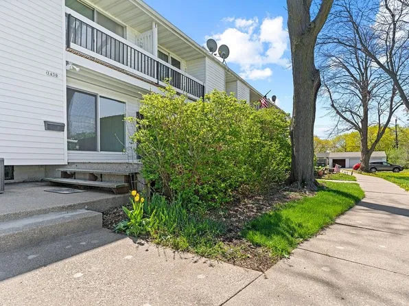 1430 W 2nd Ave, Oshkosh, WI 54902