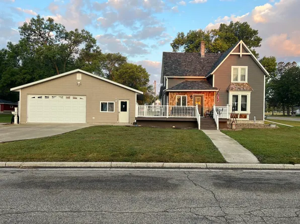 102 Kent St S, Lake Benton, MN 56149