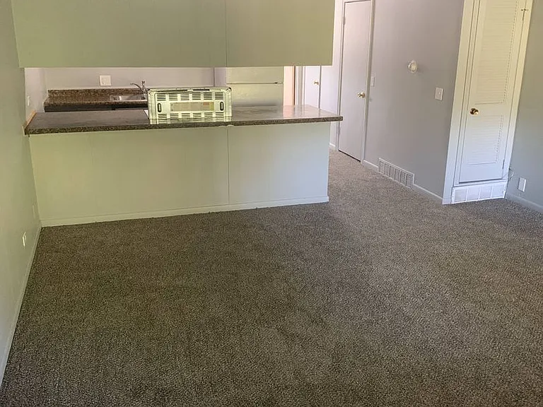 4527 Decatur St — Photo 1