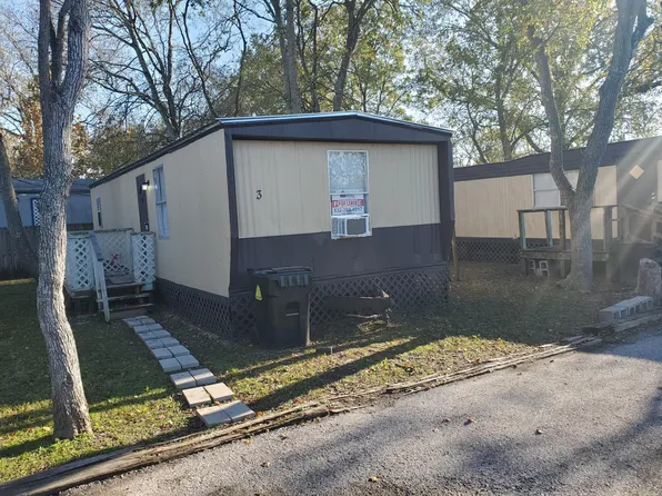 4412 17th St #3, Bacliff, TX 77518