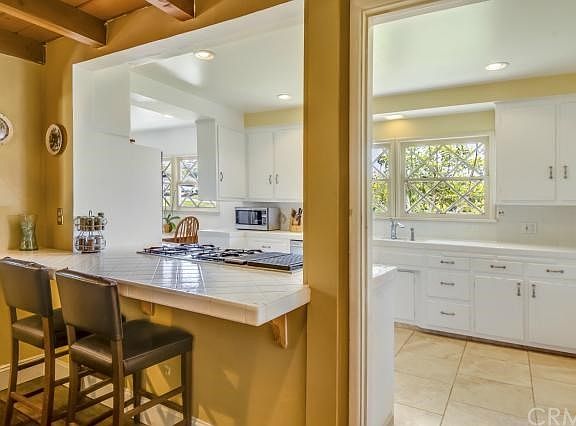 3rd image of 2648 Palos Verdes Dr W
