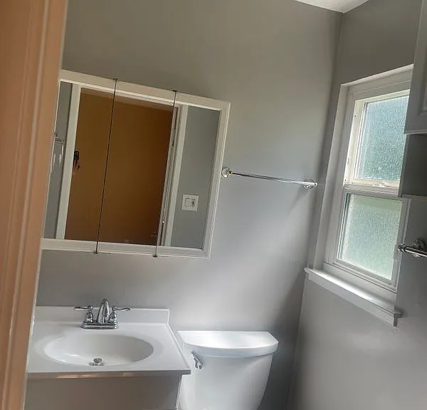 561 Cottonwood St — Photo 4