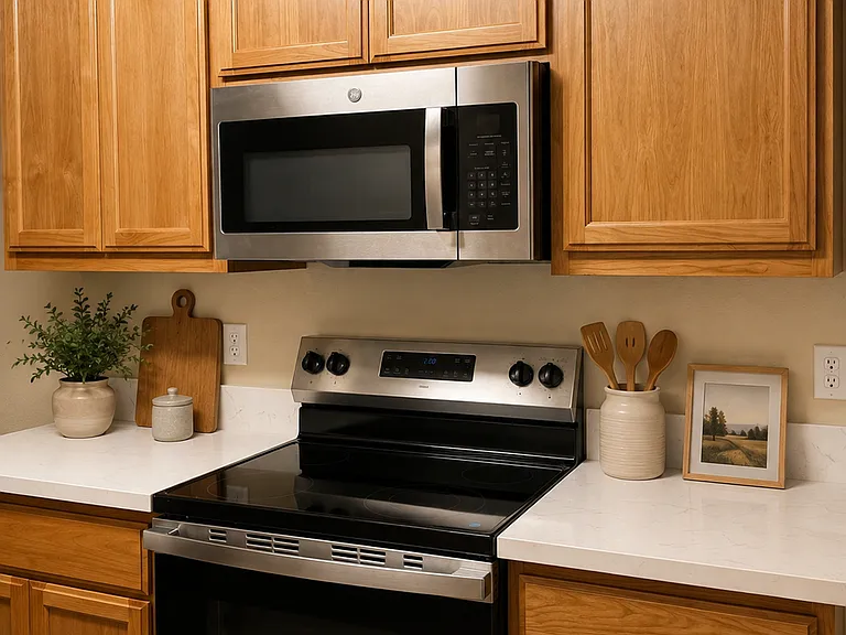 Oak Meadow Apartments — Photo 1