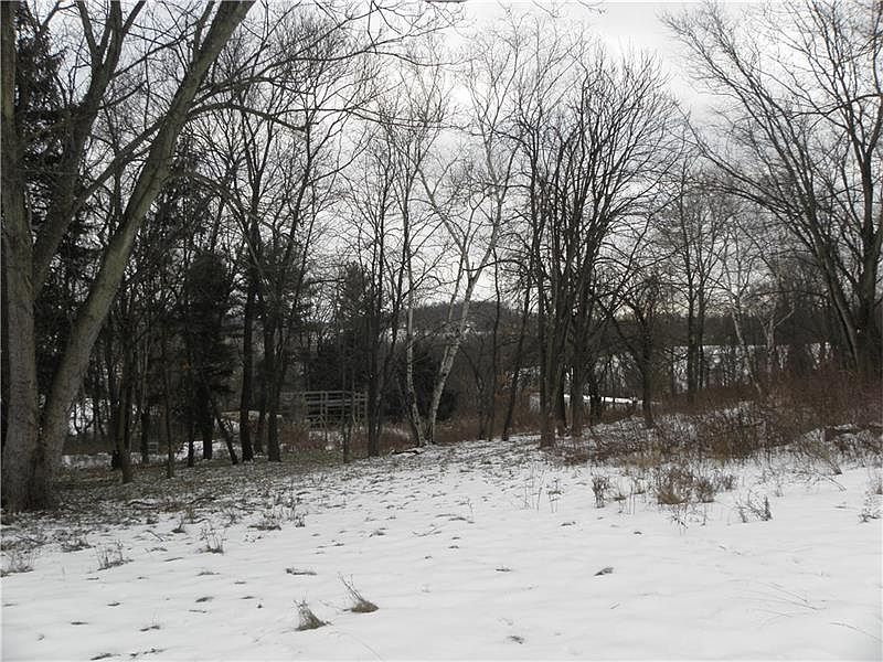 2nd image of 3174 Route 136