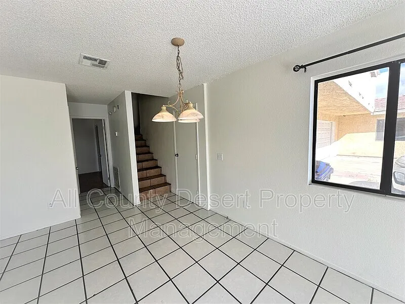 2 bed, 2.0 bath, 1237 sqft, $1,795 — Photo 4