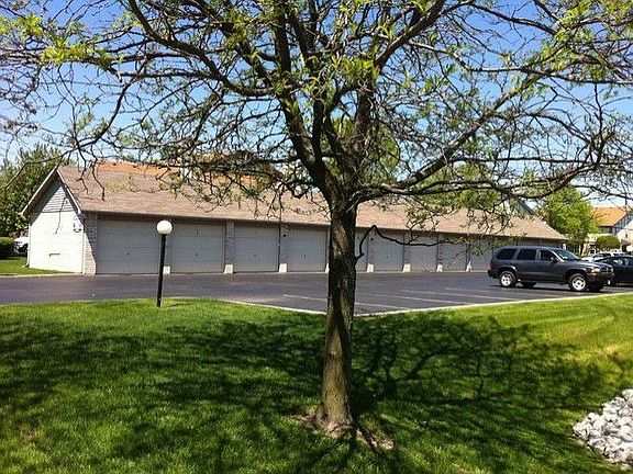 5th image of 6650 183rd St APT 1A