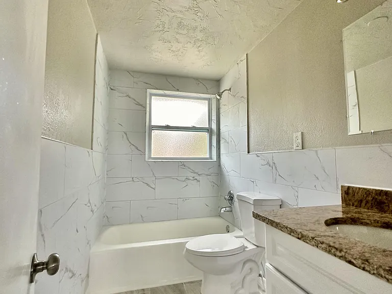 Browning St — Photo 4