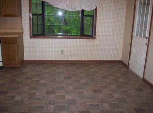 5589 Rock Rd, Union City, GA 30291