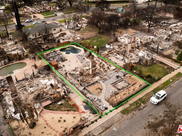 112 Laurel Dr, Altadena, CA 91001