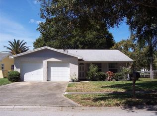1444 Sandalwood Dr, Dunedin, FL 34698