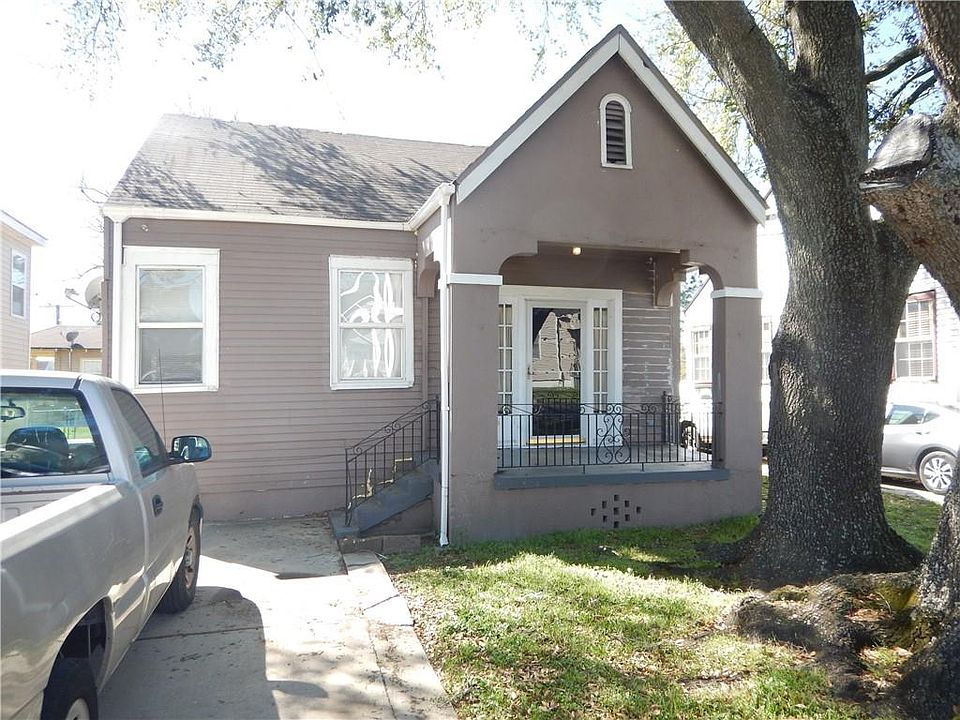 1st image of 2606 Arts St